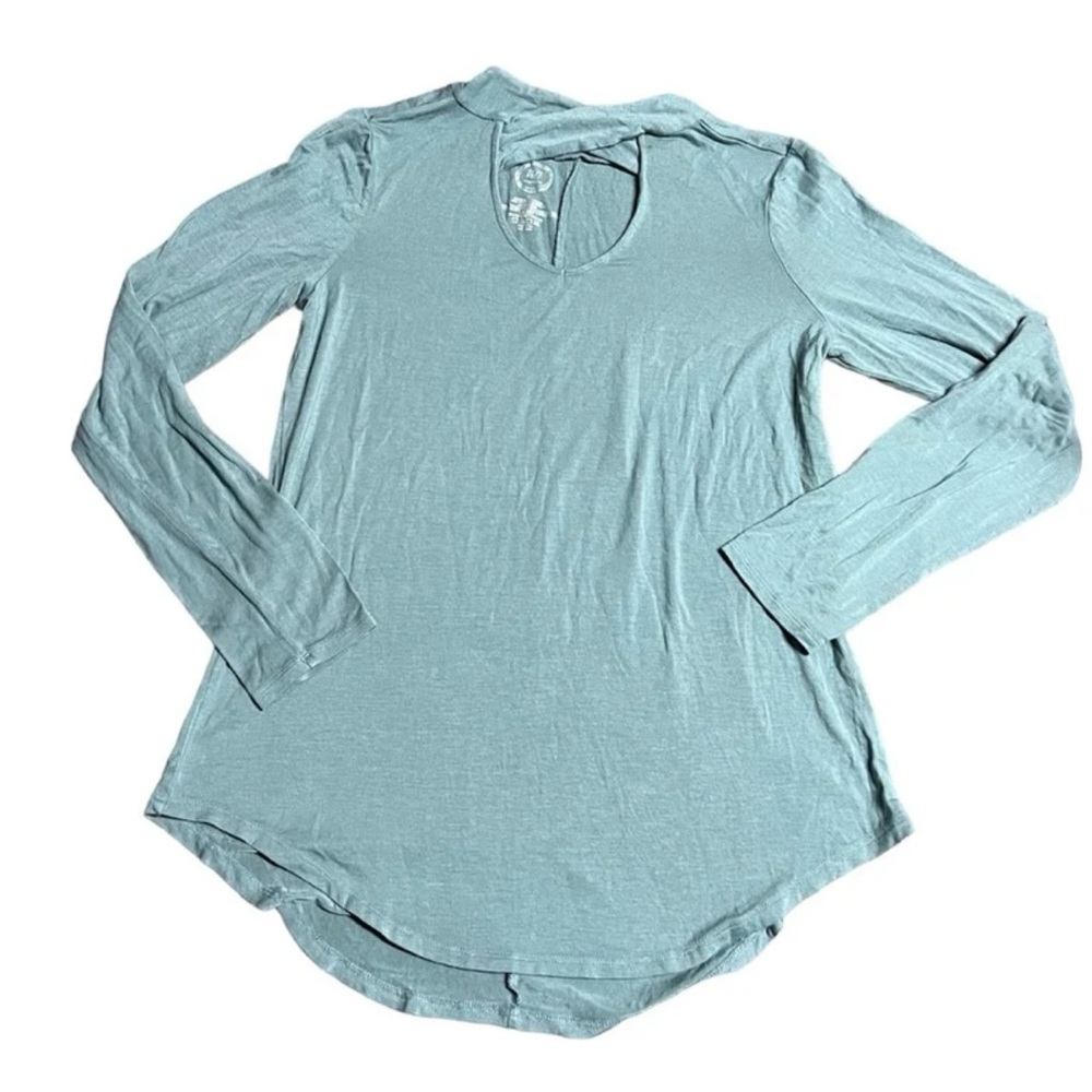 Keyhole Top